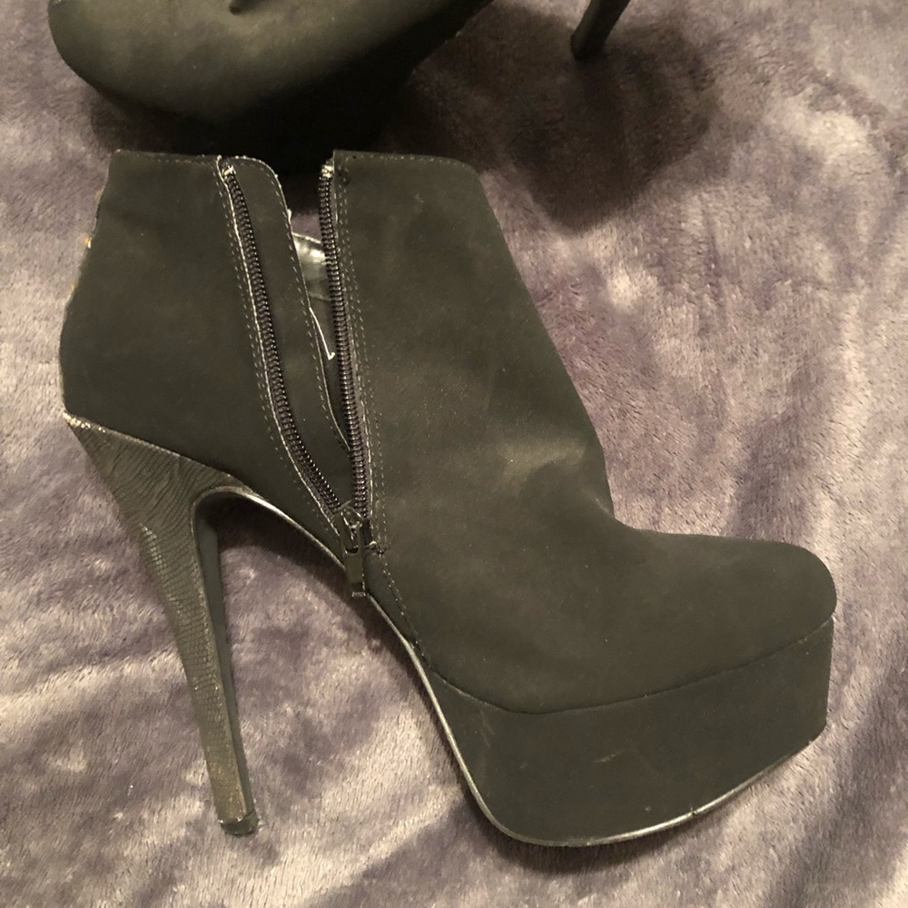 Booties - Picture 3 of 3